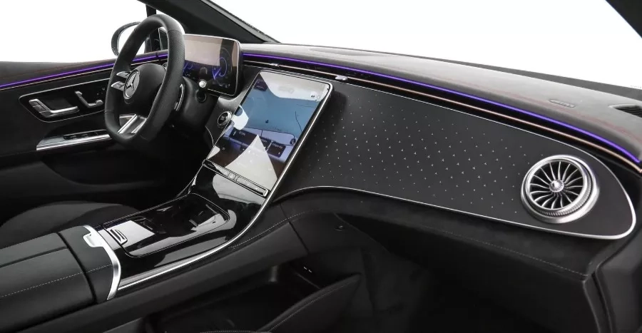 mercedes eqe in offerta vista abitacolo