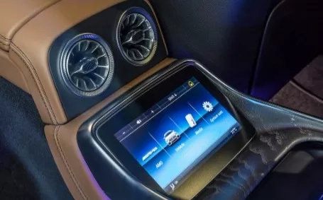 mercedes mg gt 4 coupe interni sedili