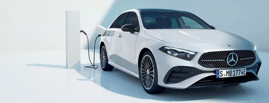 mercedes classe a sedan ibrida
