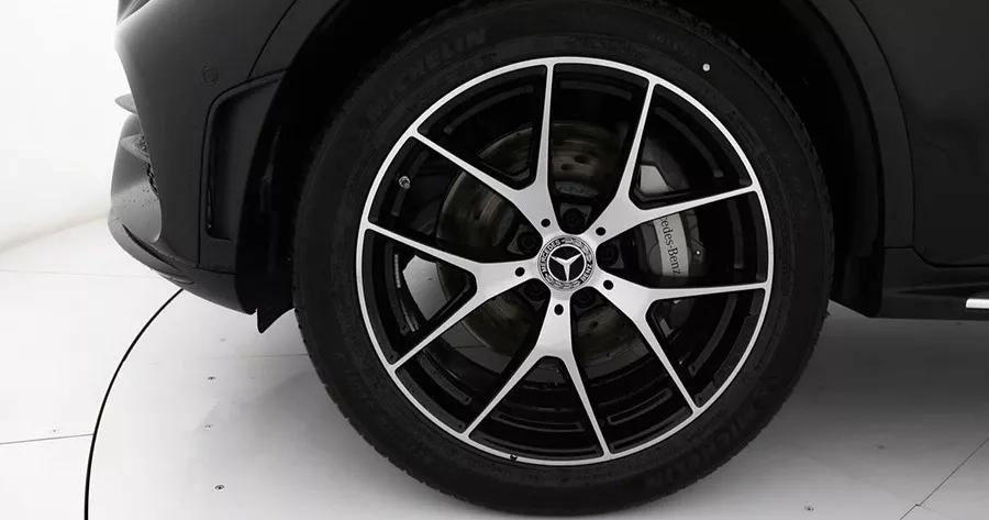 mercedes glc coupe offerta interni abitacolo