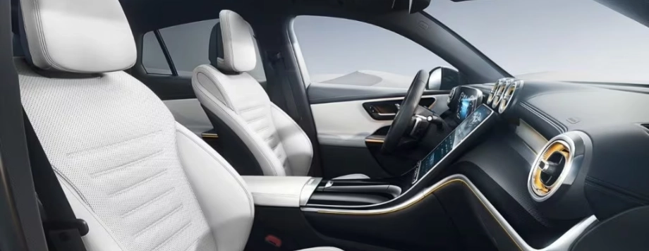 Gli interni di Mercedes GLC Coupé 2023