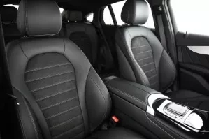 mercedes glc coupe noleggio sedili