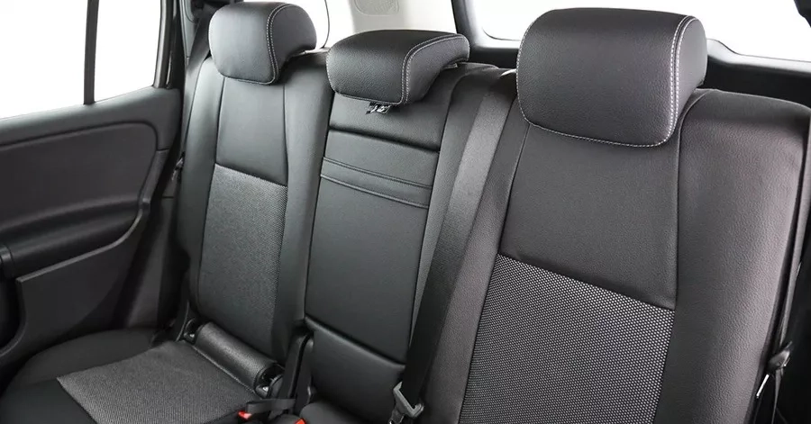 mercedes glb offerta sedili posteriori