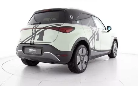 nuova smart #1 premium vista posteriore