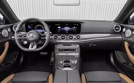 interni mercedes Classe E AMG Cabrio volante