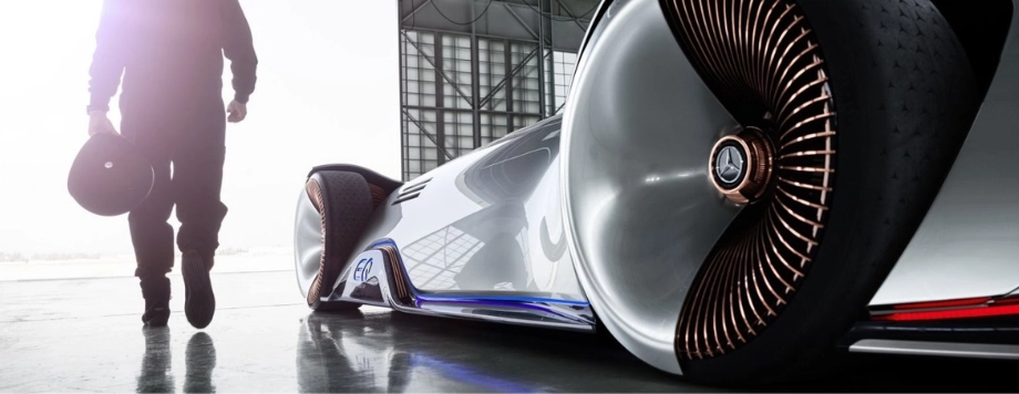 Mercedes Vision EQ W125 silver arrow
