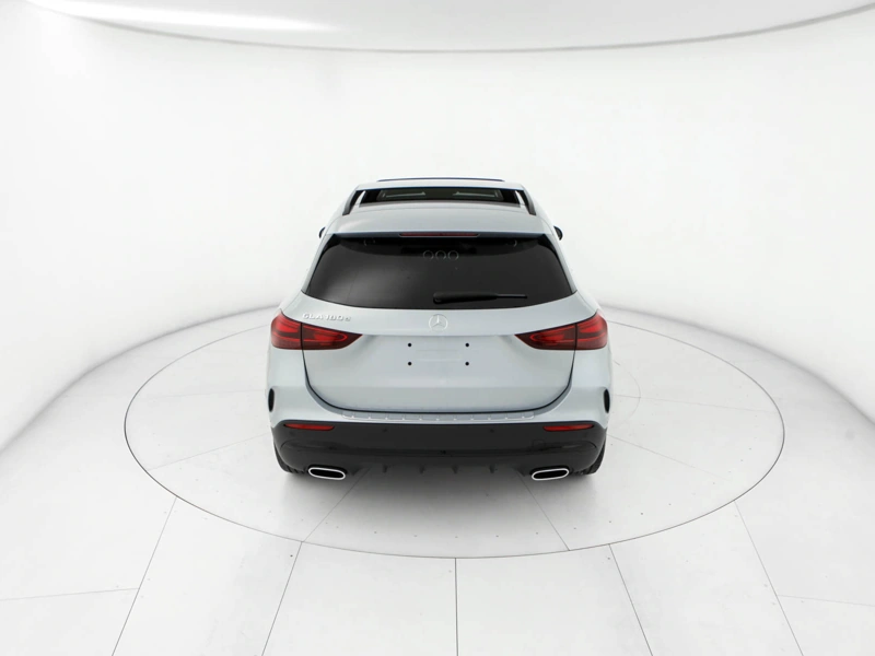 Mercedes GLA 180 d amg line advanced plus auto wrap360