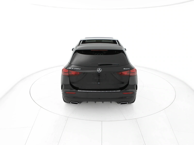 Mercedes GLA 200 d amg line advanced plus 4matic auto wrap360