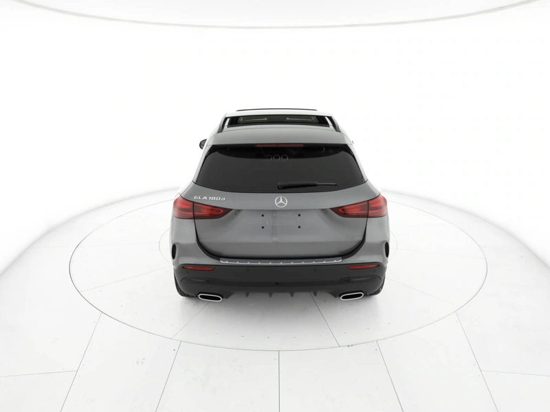 Mercedes GLA 180 d amg line advanced plus auto wrap360