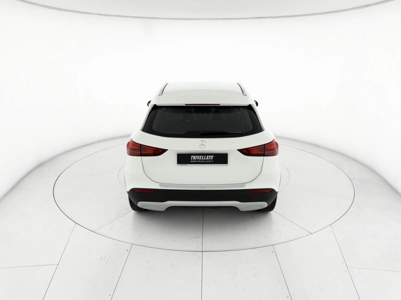 Mercedes GLA 180 executive auto wrap360