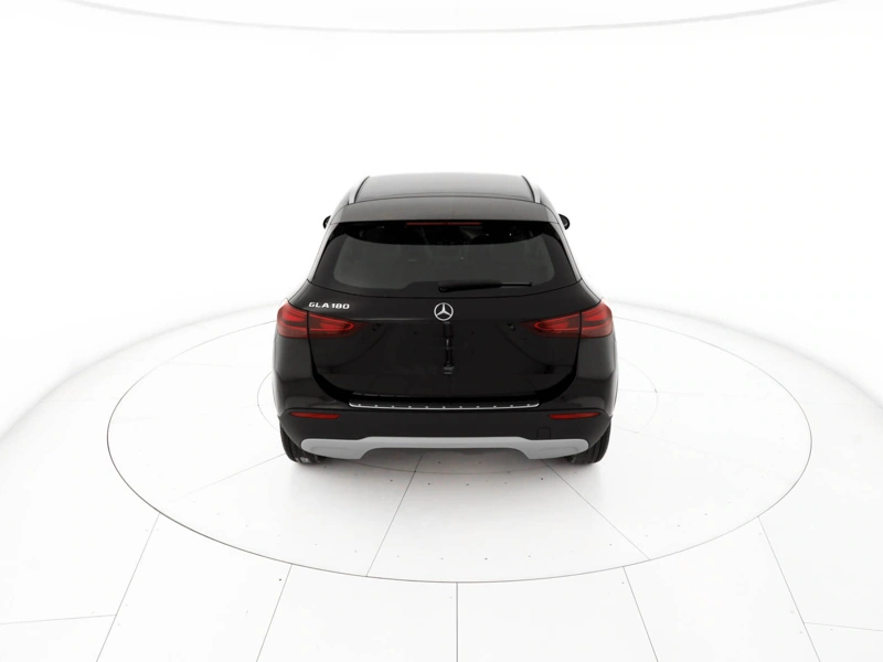 Mercedes GLA 180 executive auto wrap360