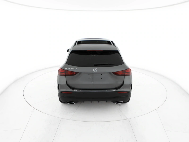 Mercedes GLA 200 d amg line advanced plus auto wrap360