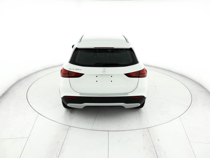 Mercedes GLA 180 d advanced auto wrap360