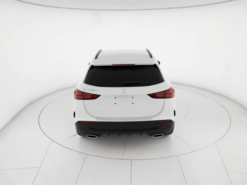 Mercedes GLA 180  d Automatic wrap360