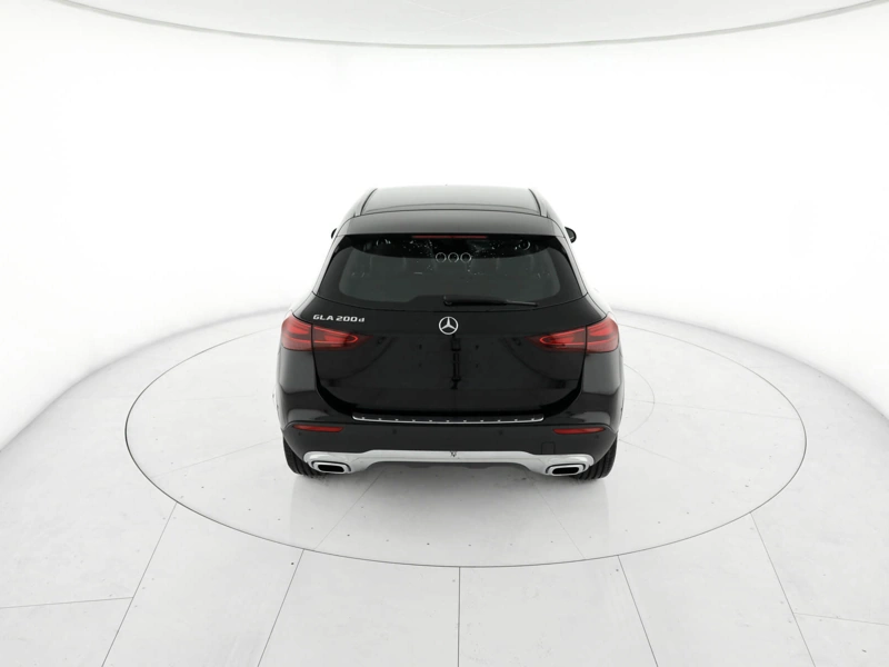 Mercedes GLA 200 d Automatic wrap360