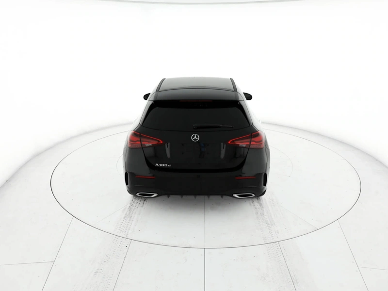 Mercedes Classe A 180 d amg line extra auto wrap360