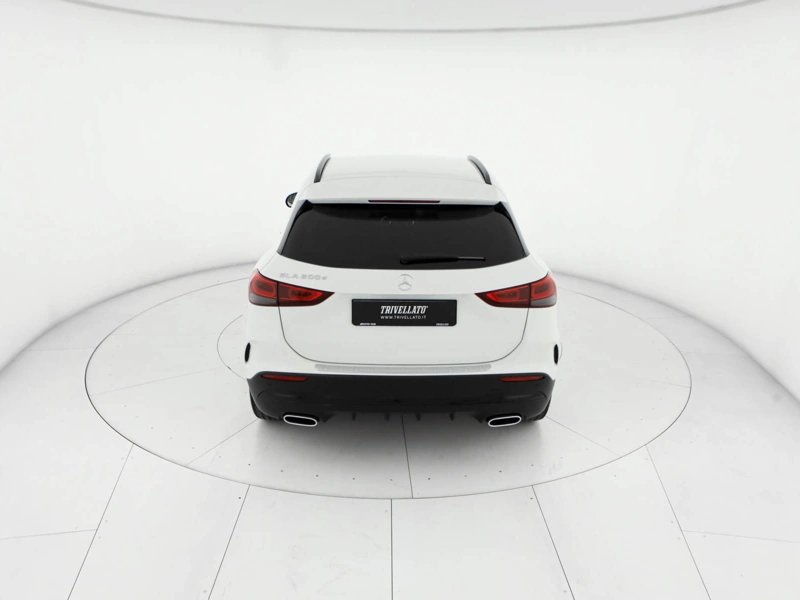 Mercedes GLA 200 d premium auto wrap360