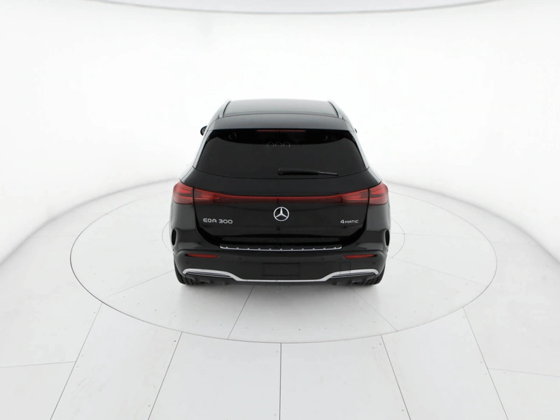 Mercedes EQA 300 amg line advanced 4matic wrap360