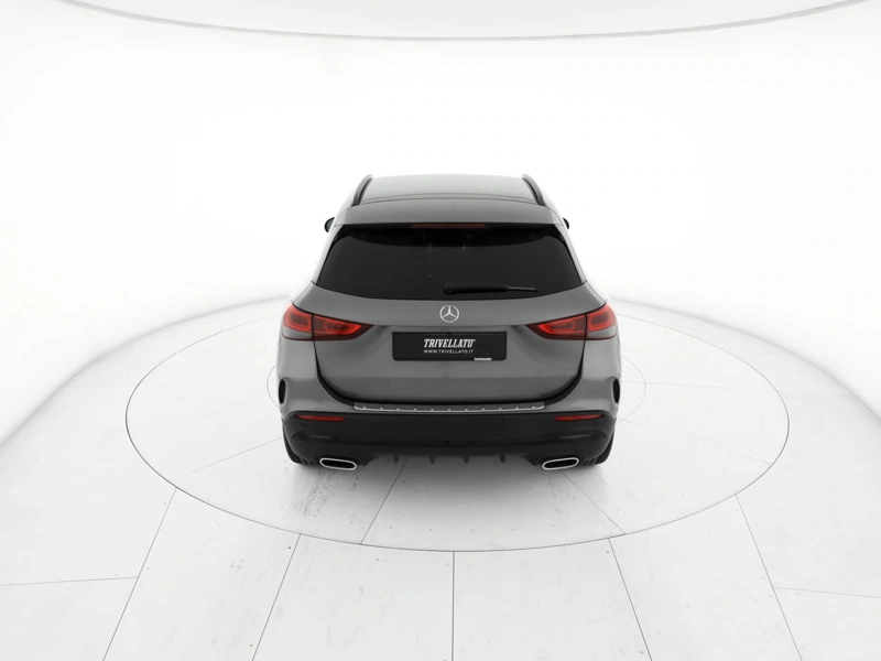Mercedes GLA 200 d premium 4matic auto wrap360