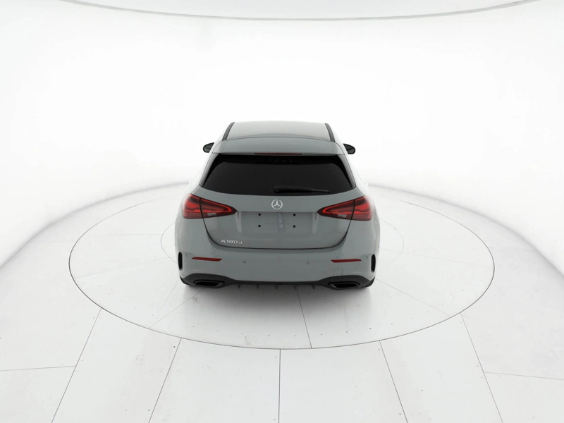 Mercedes Classe A 180 d alpine grey edition auto wrap360