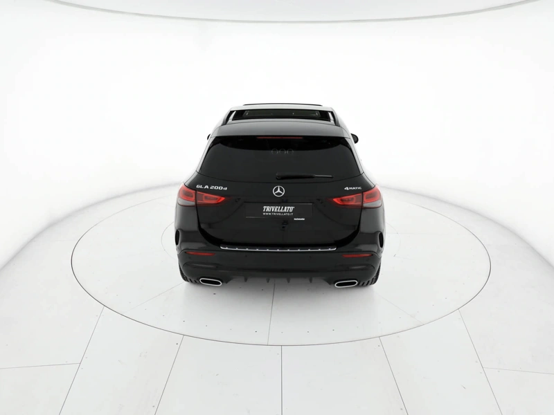 Mercedes GLA 200 d premium 4matic auto wrap360