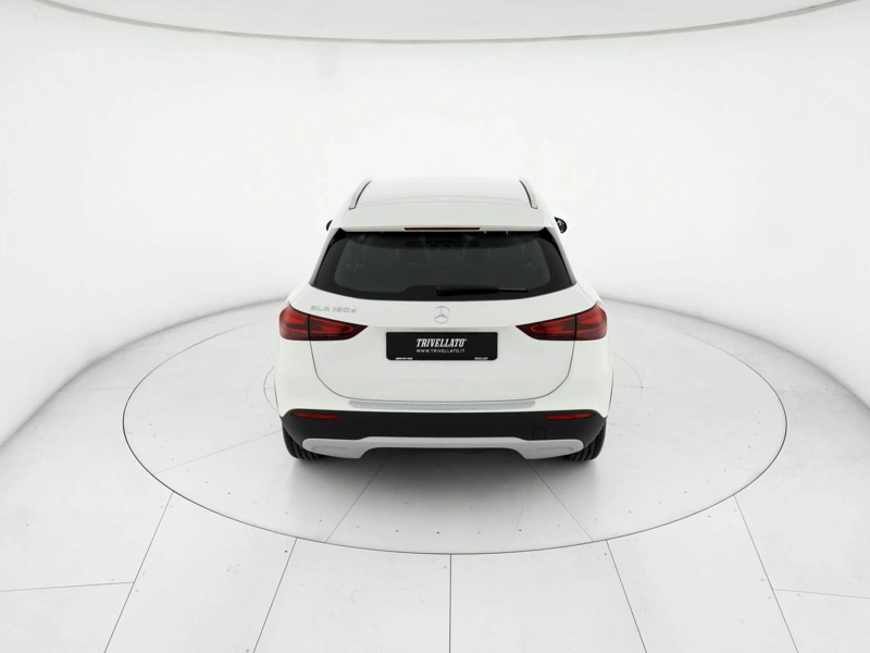 Mercedes GLA 180 d executive auto wrap360