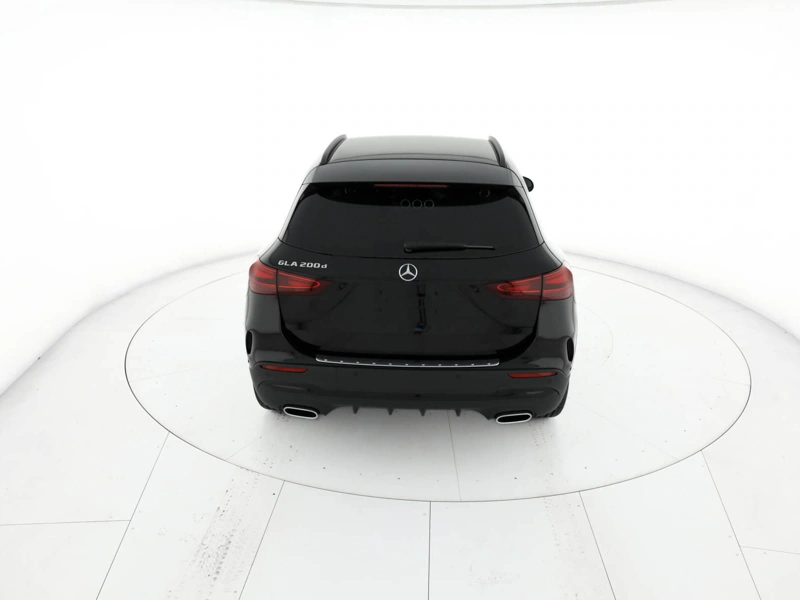 Mercedes GLA 200 d automatic wrap360