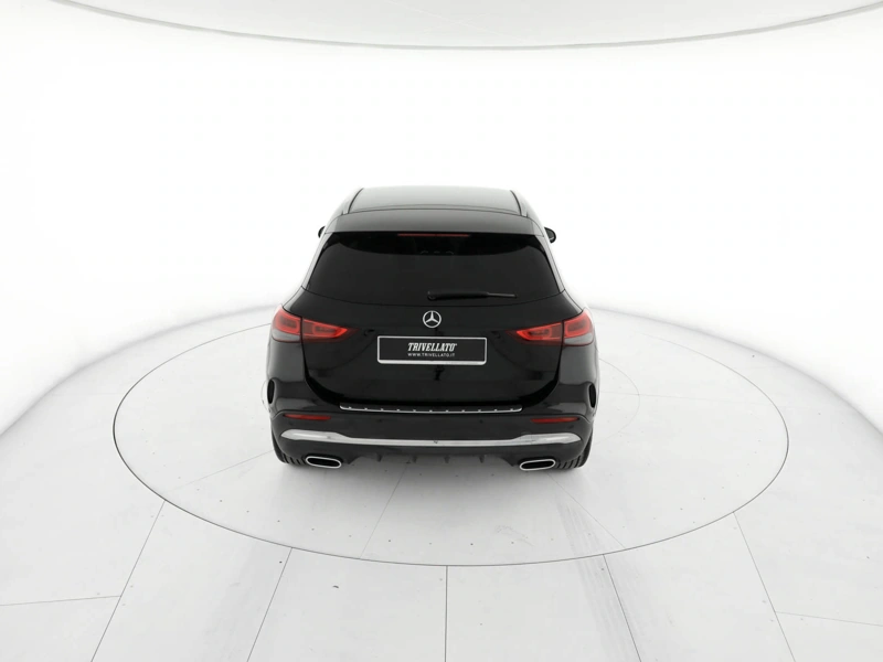 Mercedes GLA 180 d premium auto wrap360