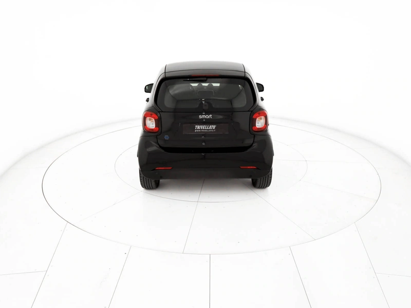Smart Fortwo eq pulse 22kw wrap360