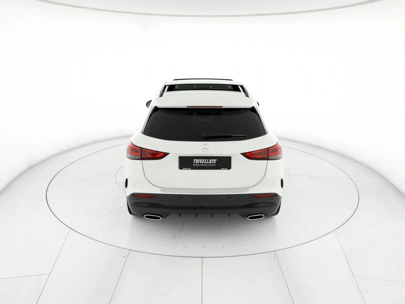 Mercedes GLA 200 d premium 4matic auto wrap360