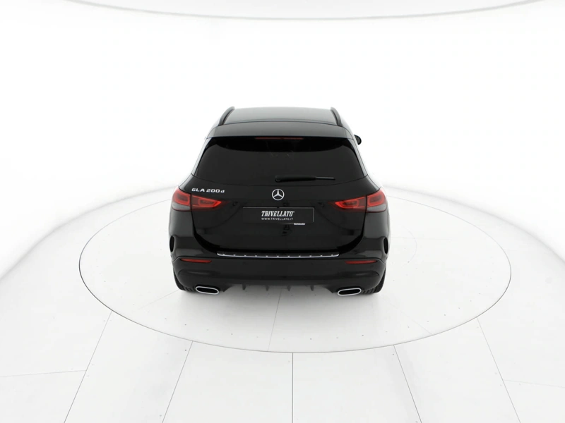 Mercedes GLA 200 d premium auto wrap360