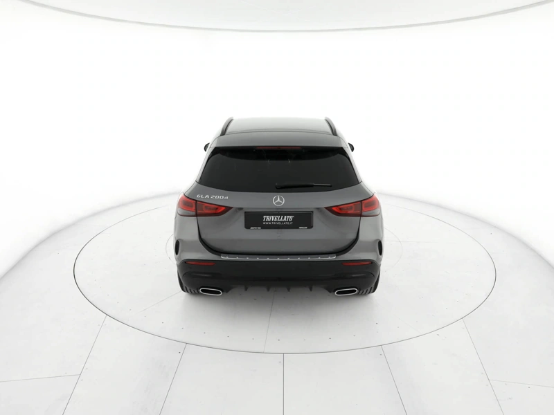 Mercedes GLA 200 d premium auto wrap360