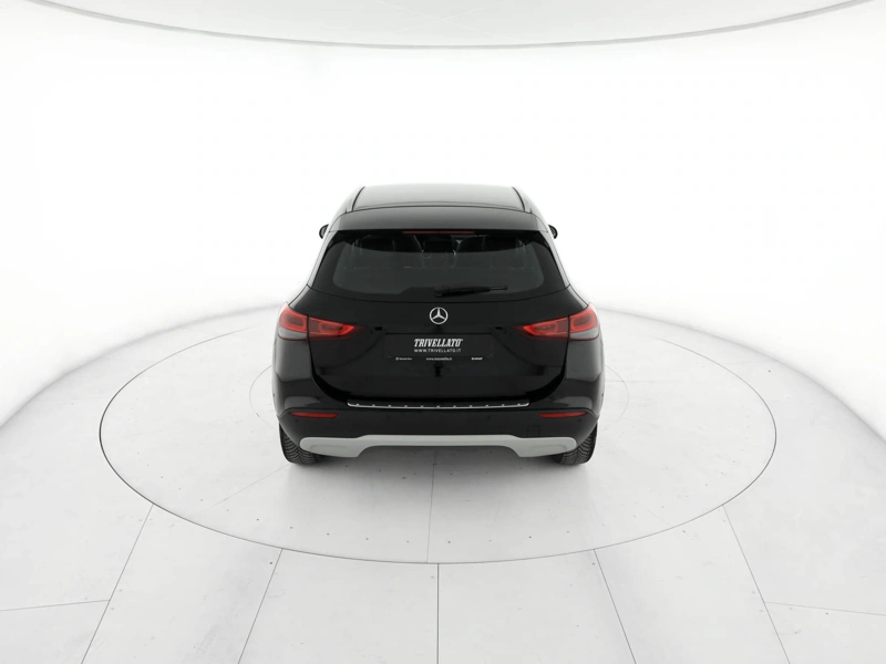 Mercedes GLA 180 d sport plus auto wrap360