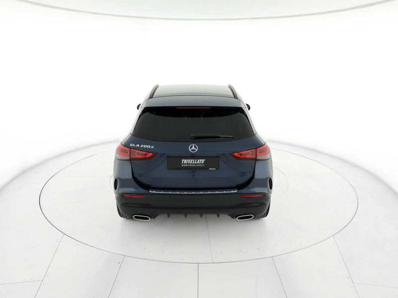 Mercedes GLA 200 d premium auto wrap360