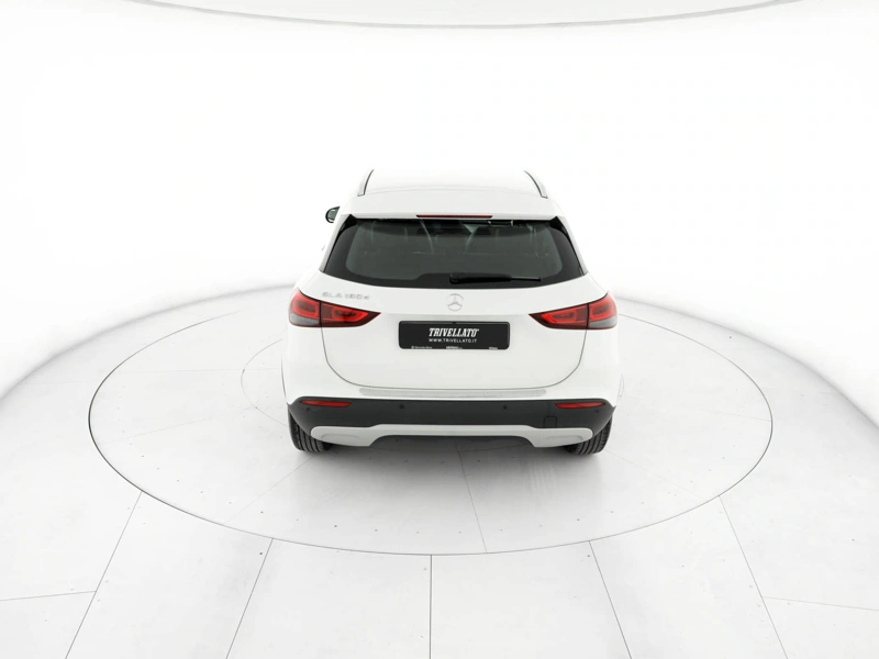 Mercedes GLA 180 d business auto wrap360