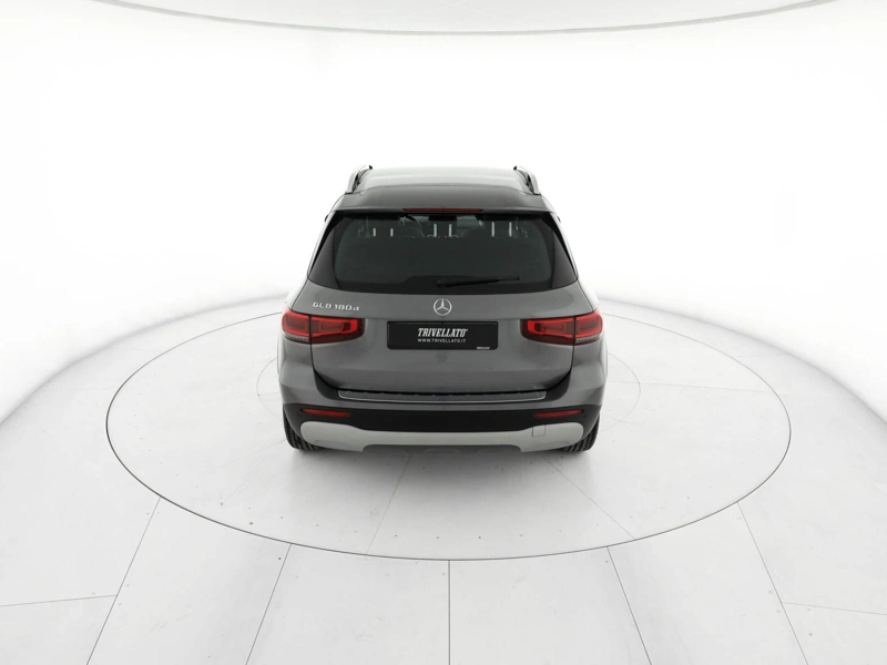 Mercedes GLB 180 d sport auto wrap360