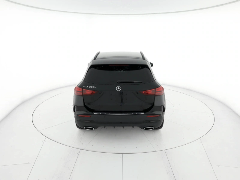 Mercedes GLA 200 d amg line extra auto wrap360