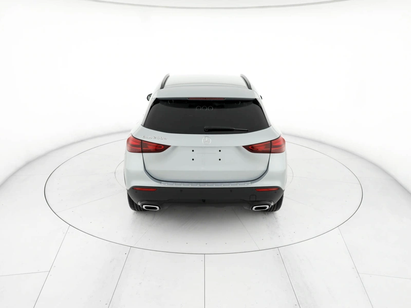 Mercedes GLA 200 d automatic wrap360