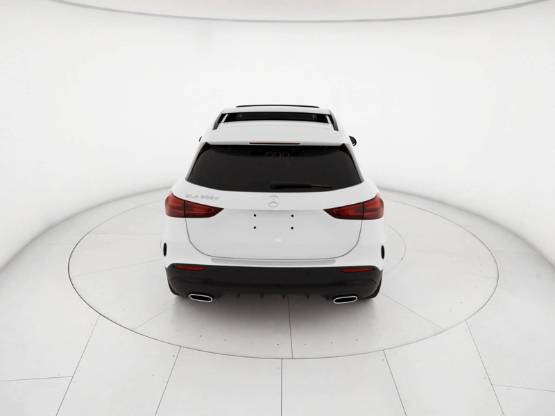 Mercedes GLA 200 d automatic wrap360