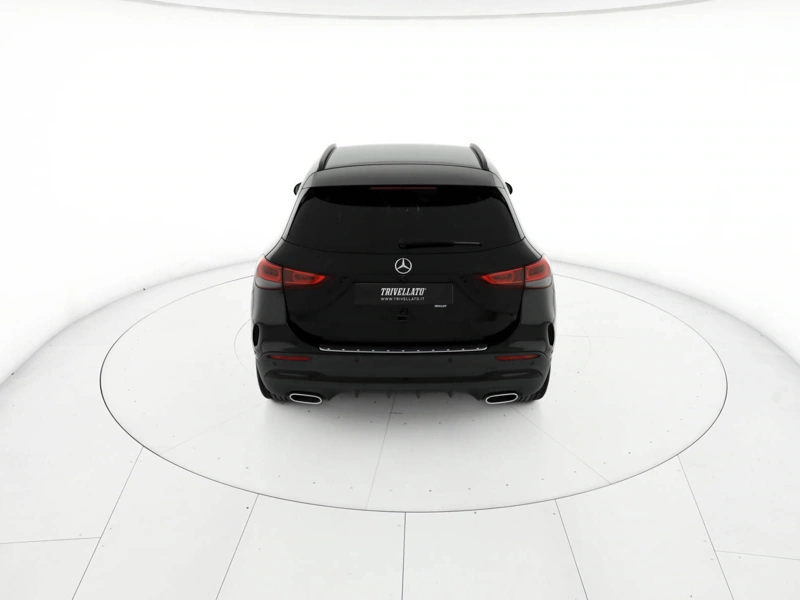 Mercedes GLA 200 d premium 4matic auto wrap360