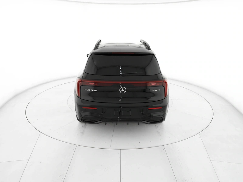 Mercedes GLB 350 4MATIC con tecnologia EQ wrap360